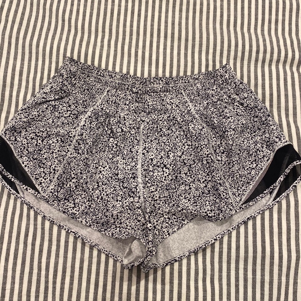 Lulu lemon running shorts